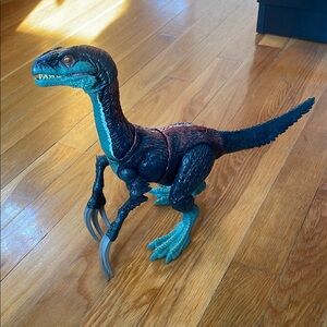Realistic Dinosaur Reptile Toy - Black and Green
